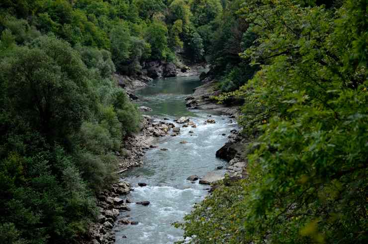 Non fare il bagno nel fiume, è pericoloso