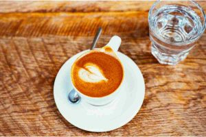 Caffè con acqua