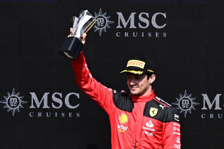 Charles Leclerc sul podio