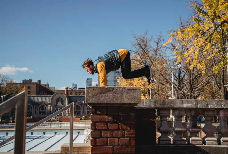 Parkour: salto del gatto