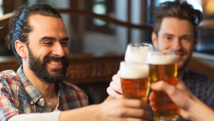 chi beve birra è più felice rispetto a chi non beve