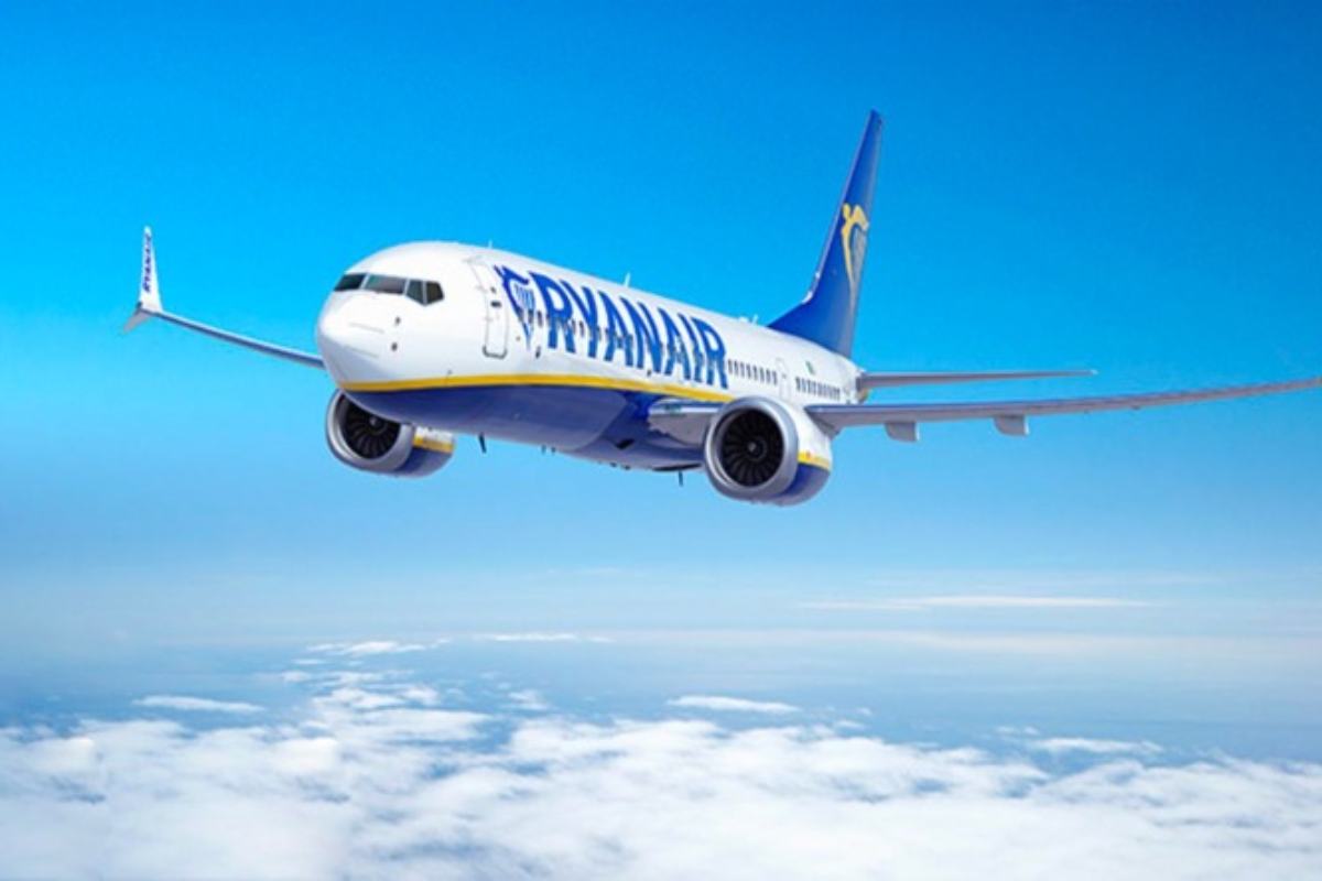 Voli scontati del 15%: l'offerta lampo Ryanair - Idee di viaggio - The Wom  Travel