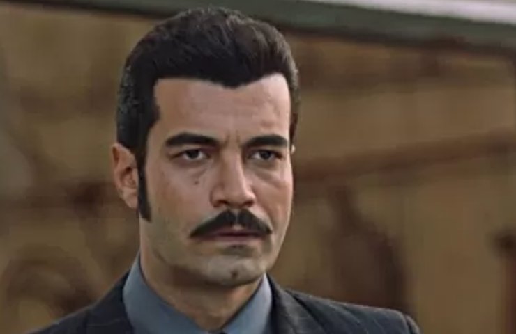 Murat Ünalmış attore turco