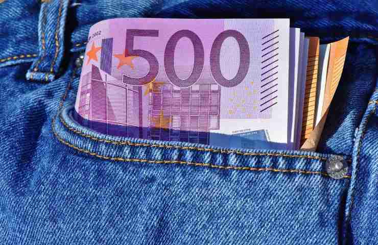Pensione con stipendio di 1800 euro