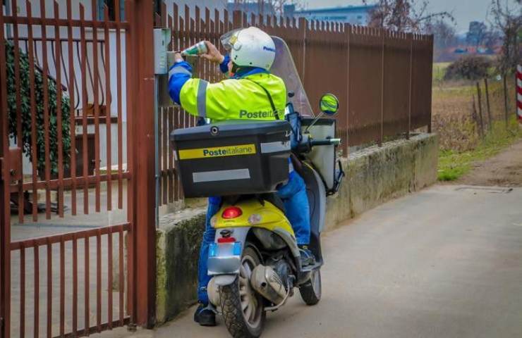 "Avviso di giacenza": raccomandata in arrivo, come sapere se è una multa