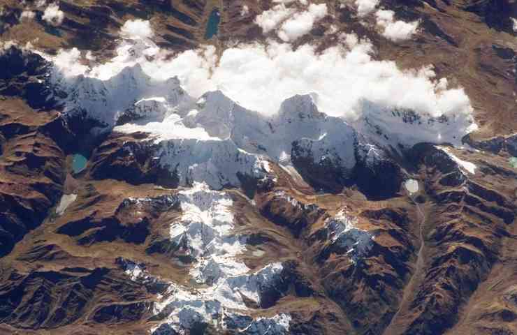 Cordigliera Huayhuash vista dallo spazio