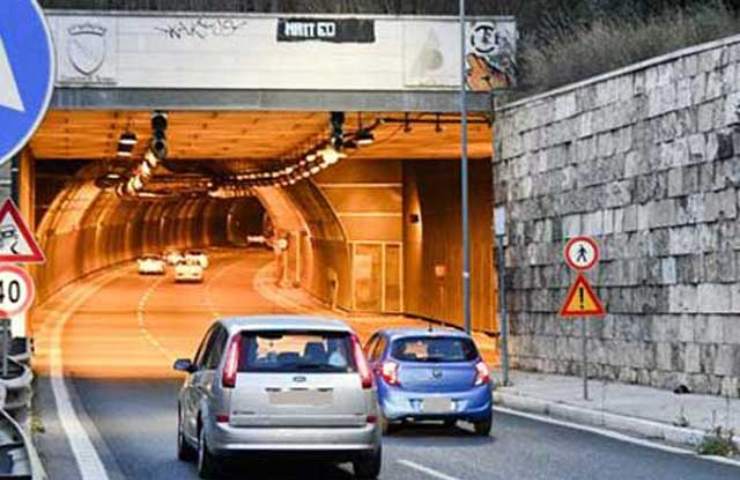 Tunnel multe Roma sanzioni attenzione