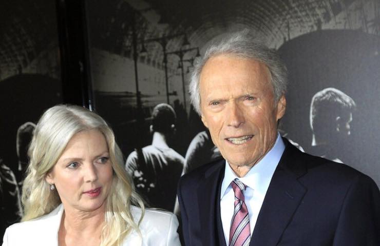 Clint Eastwood e Christina Sandera lutto